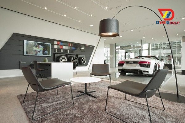 SHOWROOM INTERIOR